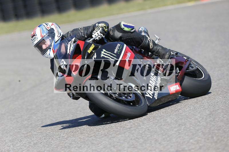 Archiv-2025/49 26.08.2025 Cornu Master School ADR/rot-rouge/2